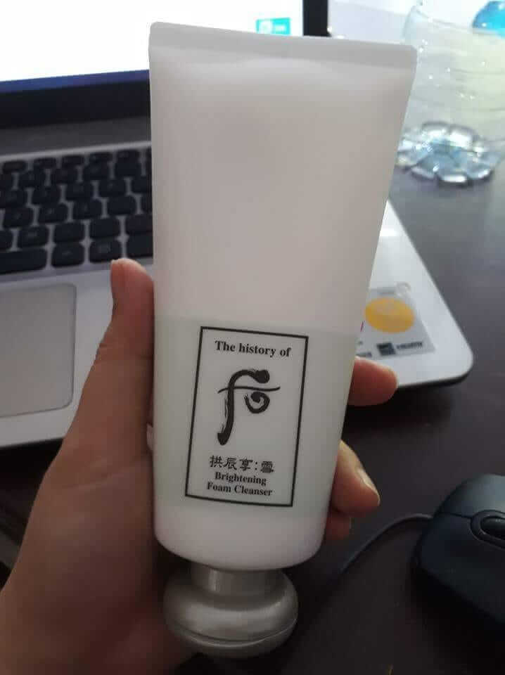 Sữa rửa mặt dưỡng trắng da Đông Y Whoo Brightening Foam Cleanser
