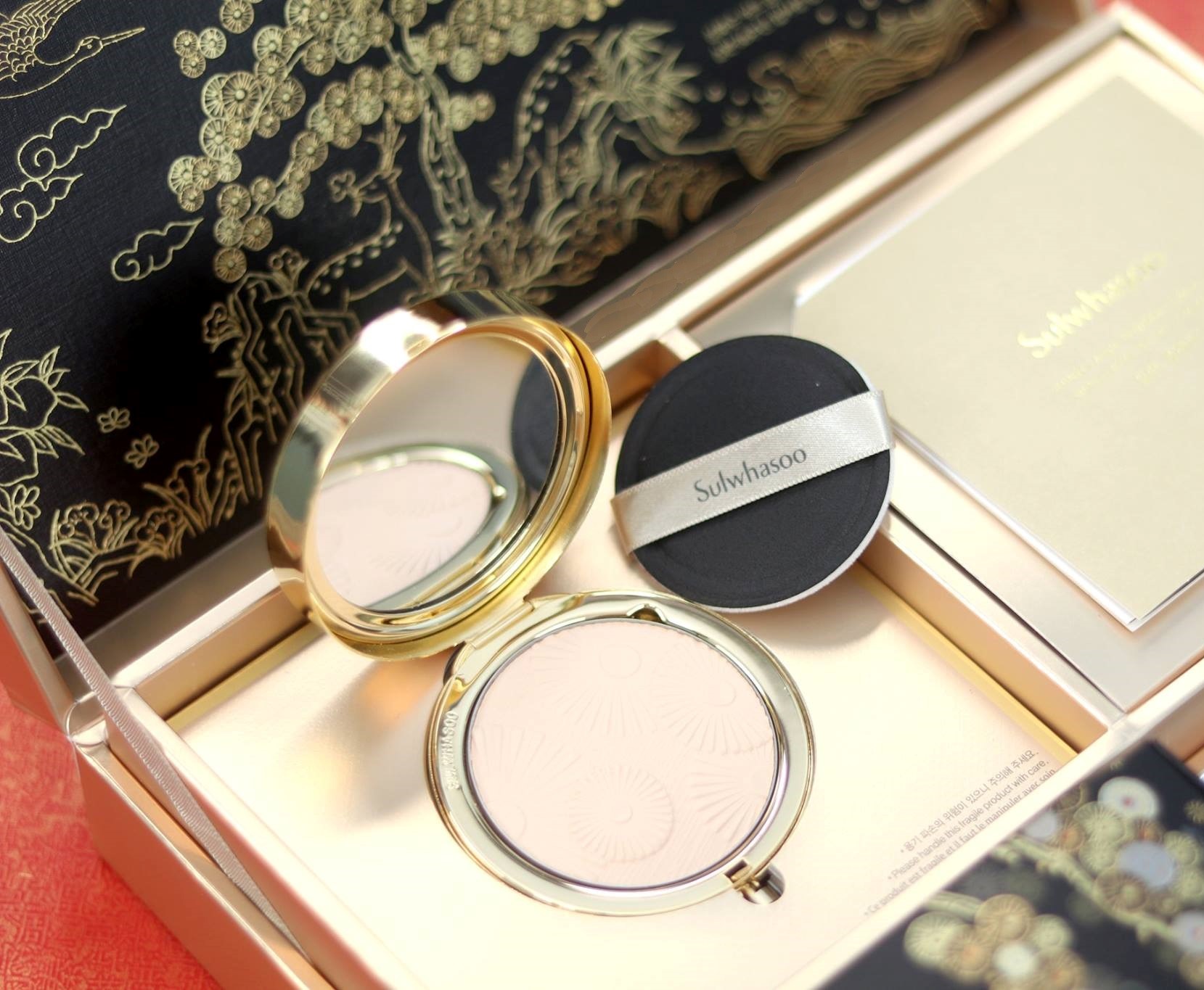 ShineClassic Powder Compact