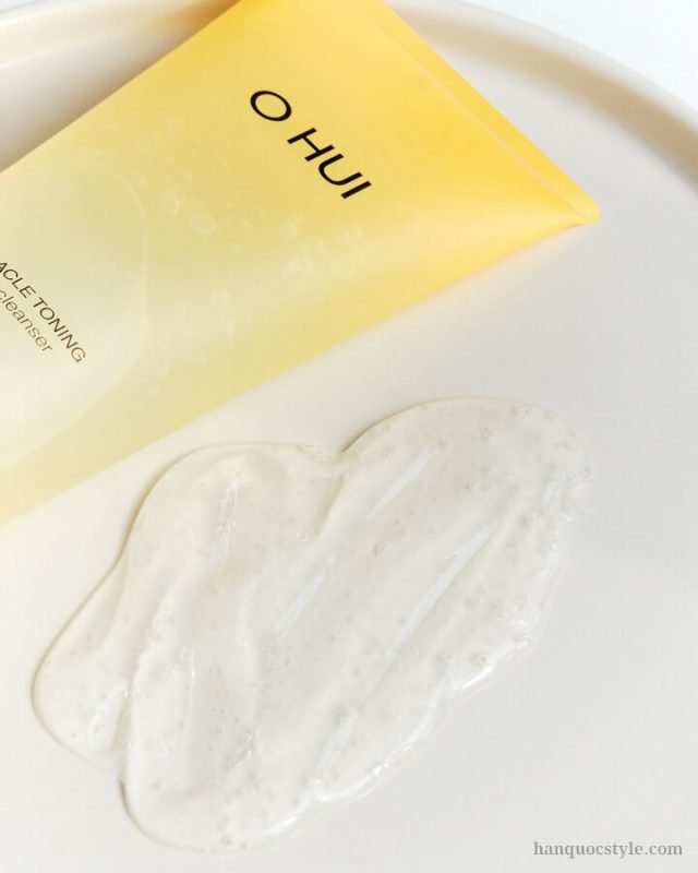 Sữa rửa mặt Ohui Oven Miracle Toning Jelly Cleanser 