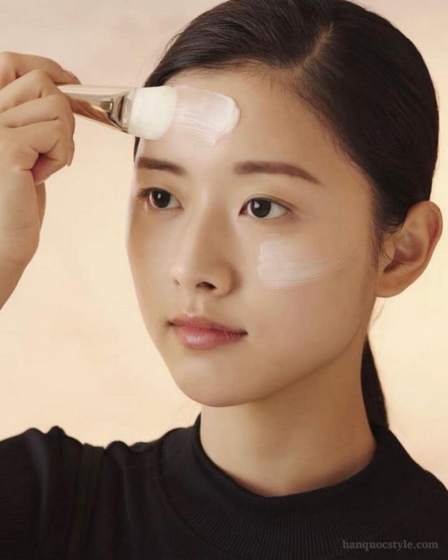 Sample Mặt nạ ngủ cho mặt và cổ Whoo Gongjinhyang Neck & Face Sleeping Repair Mask